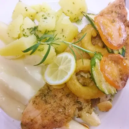 梅努沃特酒店 圣卡荐